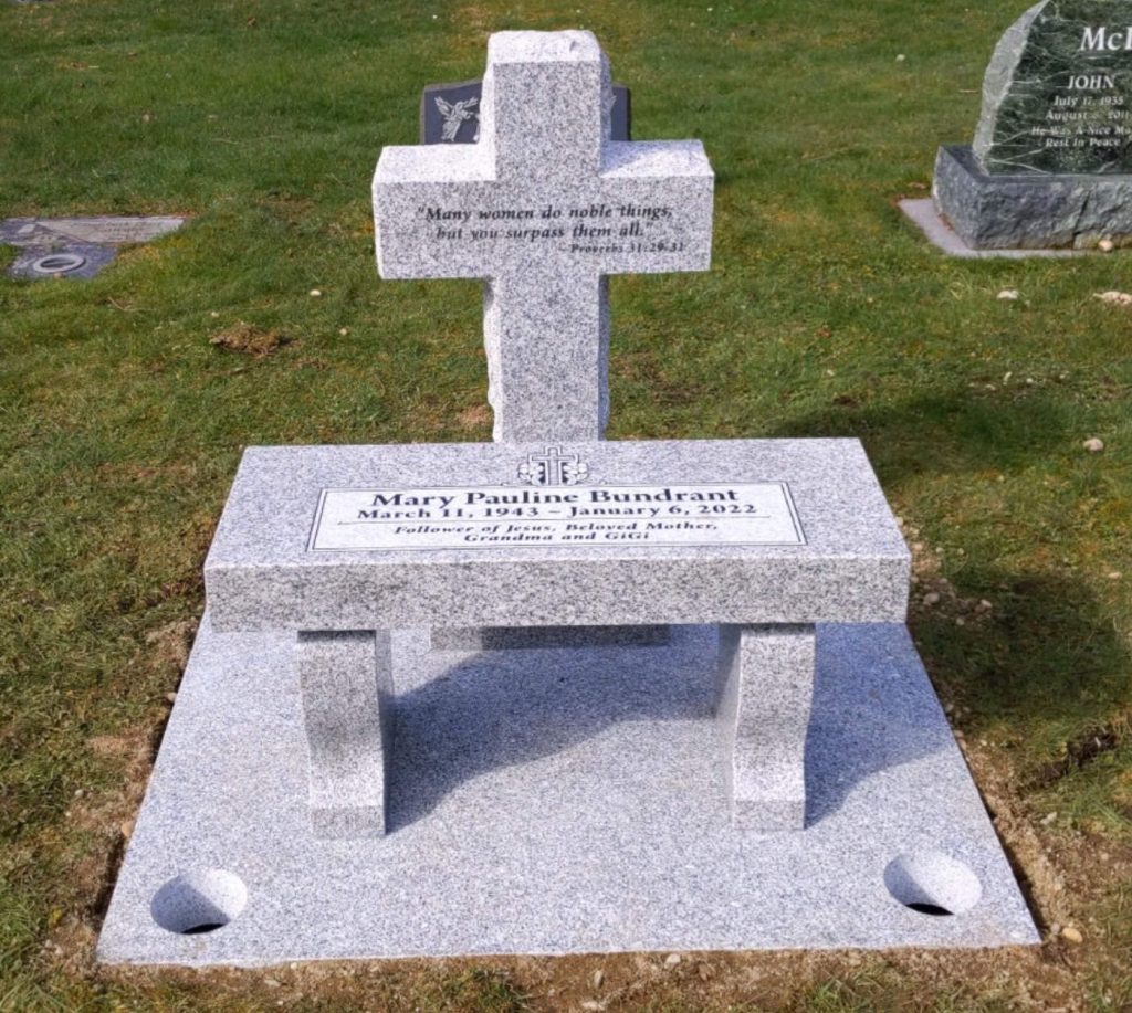 Cross Upright with Bench